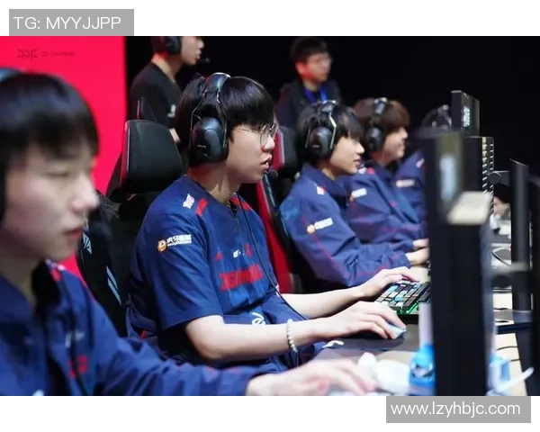 JDG战队心理素质引发热议赛场表现与压力应对的深度探讨 JDG战队心理素质引发热议赛场表现与压力应对的深度探讨