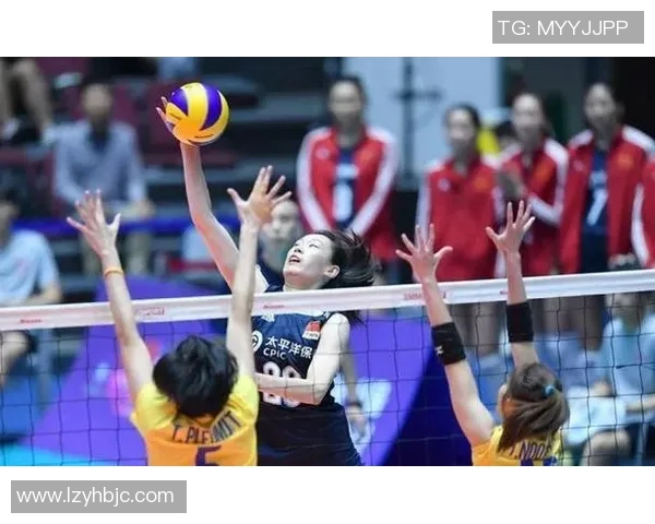 上海排球队区域防守分析：优劣势及改进建议探讨