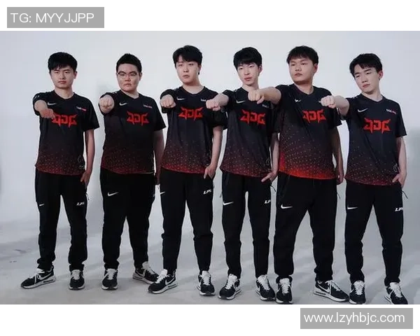 和平精英焦点分析：深入探讨JDG战队的实力与战术优势